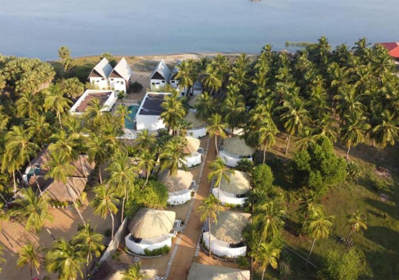 The Blue Lagoon Resort Kalpitiya Exterior photo